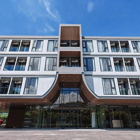 Cha Chiangmai Luxury Hotel Chiang Mai Exterior photo