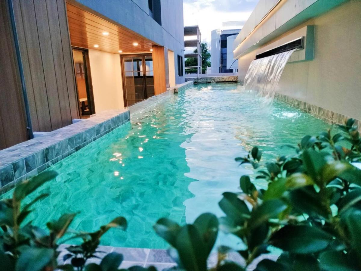 Cha Chiangmai Luxury Hotel Chiang Mai Exterior photo